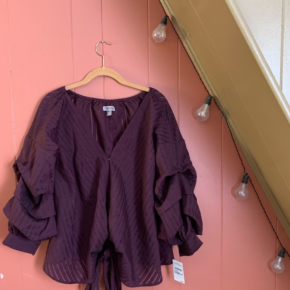 ✨NWT Chelsea28 Wrap Top